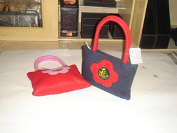 时款手袋,发光系列手袋,发光凉鞋,休闲运动鞋,产品信息 华隆鑫 东莞 实业