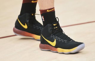 今日球鞋mvp 斯蒂芬森 nike 2k4 尴尬脱胶