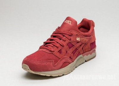 红色球鞋 新年新选择