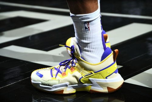 东契奇一代签名鞋正式发售确认，掀起球鞋圈新热潮